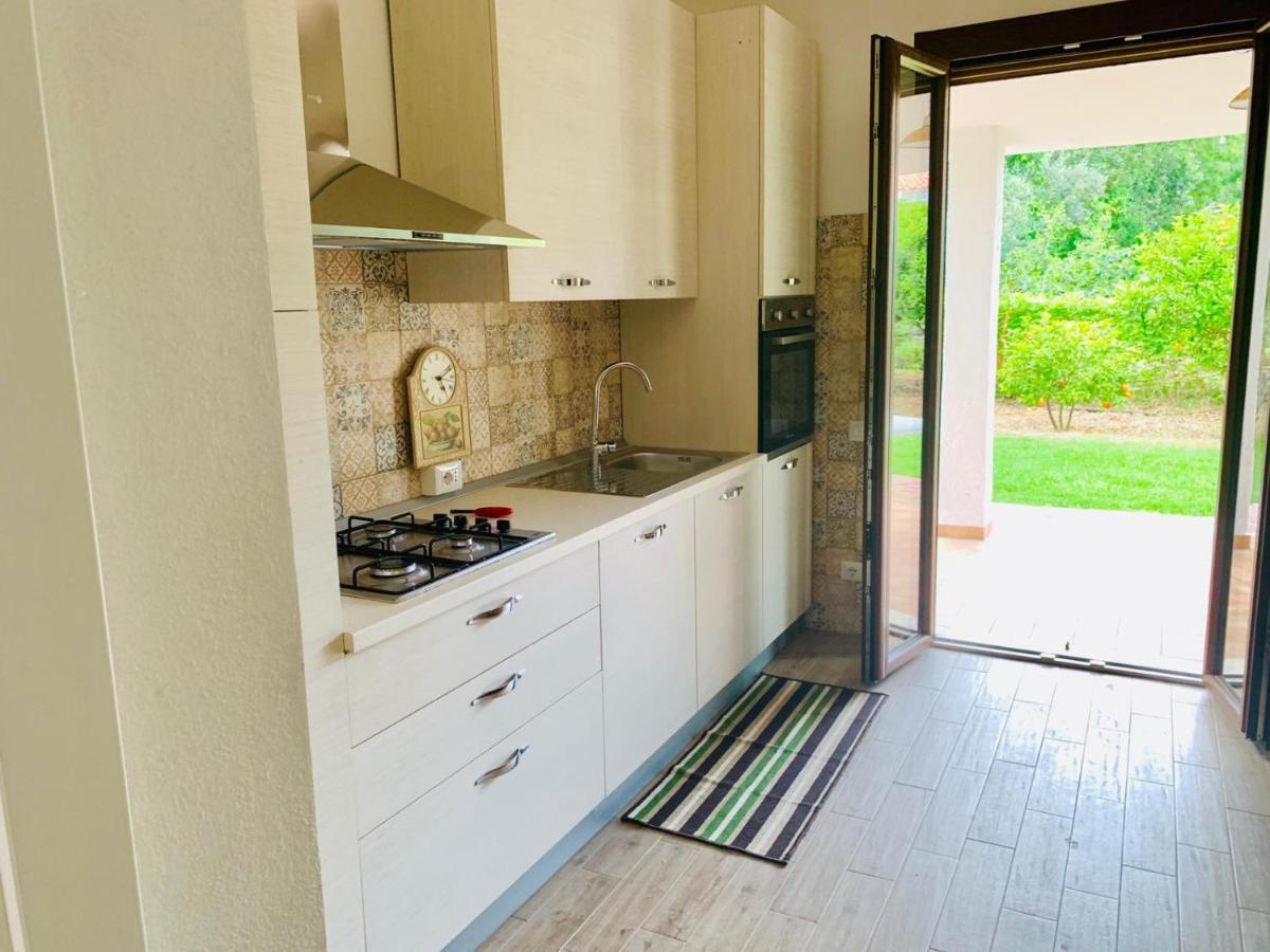 Casa Vacanze 'Sa Corbula' Porto Columbu - Perd'E Sali المظهر الخارجي الصورة