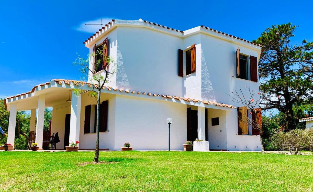 Casa Vacanze 'Sa Corbula' Porto Columbu - Perd'E Sali المظهر الخارجي الصورة